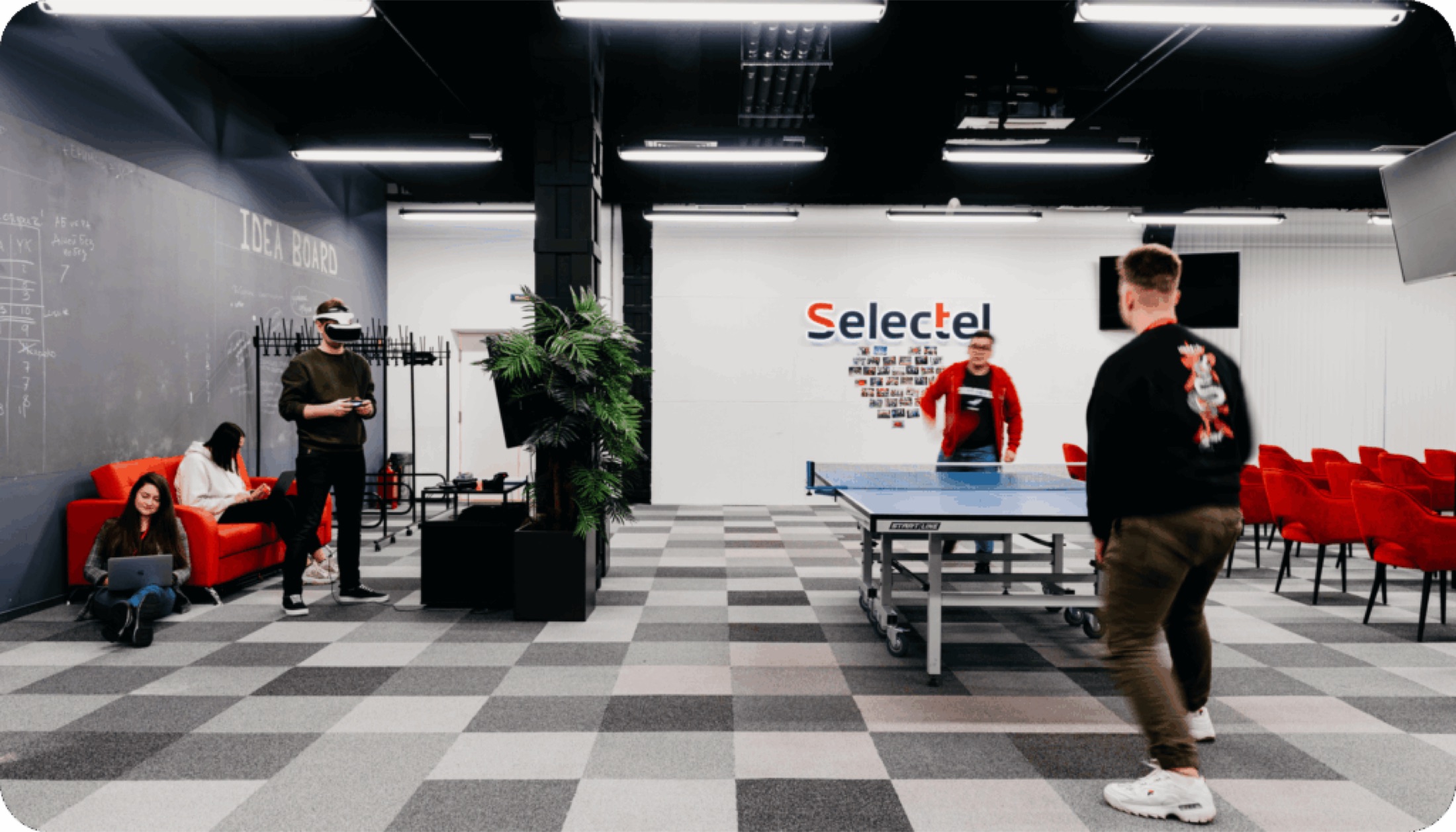 Selectel — VR-экскурсия в дата-центр, кадр 2