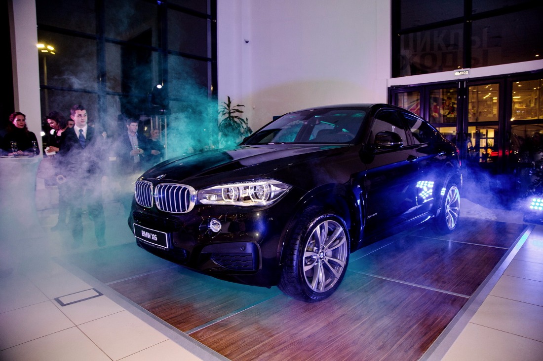 BMW X6 — интерактивная презентация, кадр 8