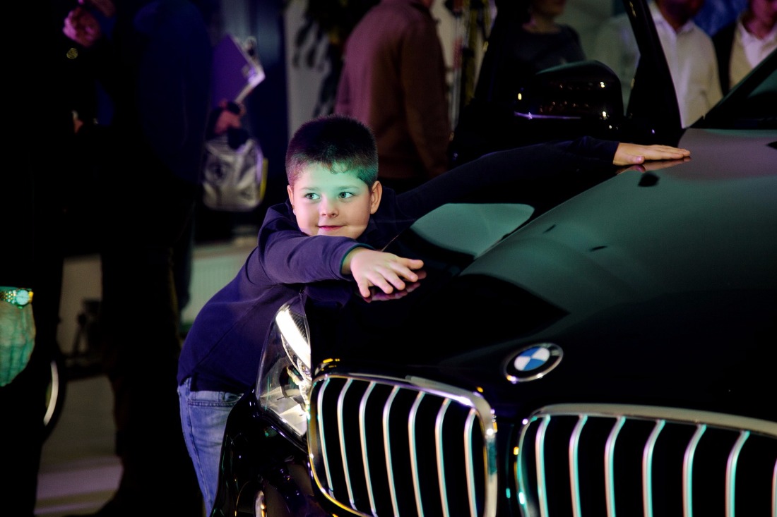BMW X6 — интерактивная презентация, кадр 10